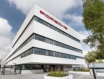 ポルシェ　3000万ユーロを投資して研修センターを新設