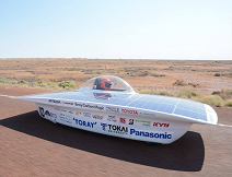 「ブリヂストン・ワールド・ソーラー・チャレンジ 2015」東海大学ソーラーカーチームは3位