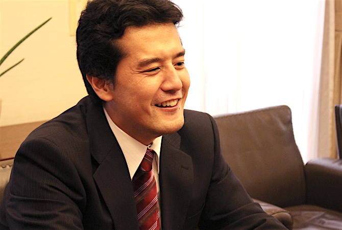 インタビュー｜岡村聡<br>シンガポールから世界へ　後編
