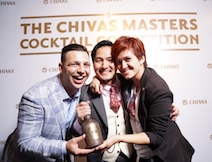 『THE CHIVAS MASTERS 2017』世界チャンピオンに鈴木敦氏