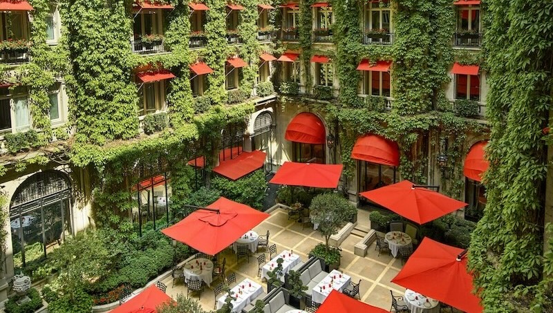 Plaza-Athenee_2