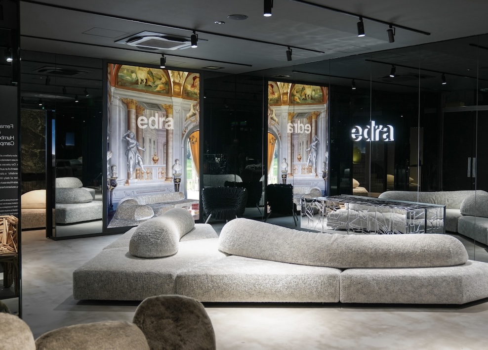 アートで快適な部屋づくり イタリアの高級家具 Edra (エドラ) の